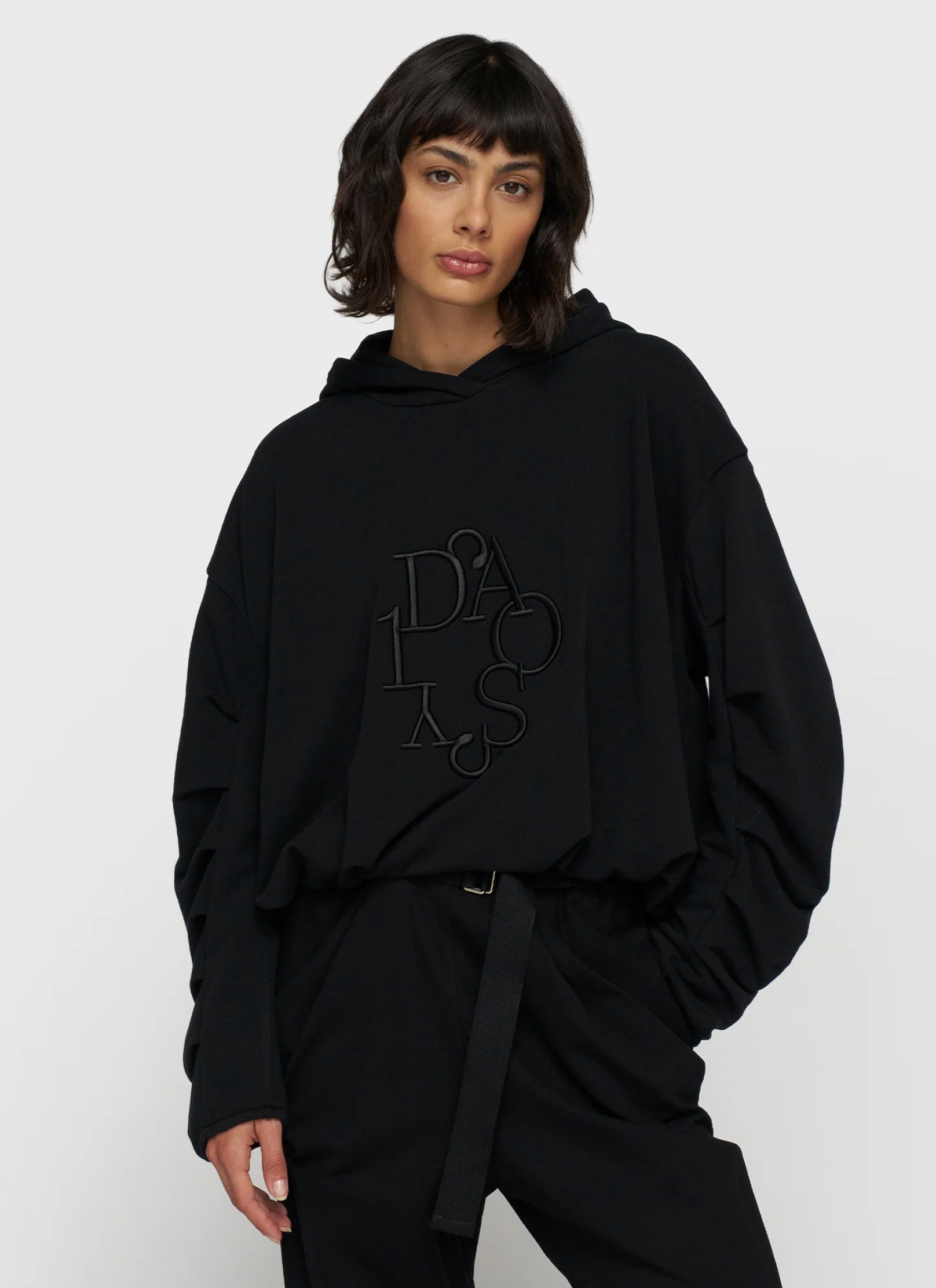 Pleated Balloon Hoodie black  - 10DAYS