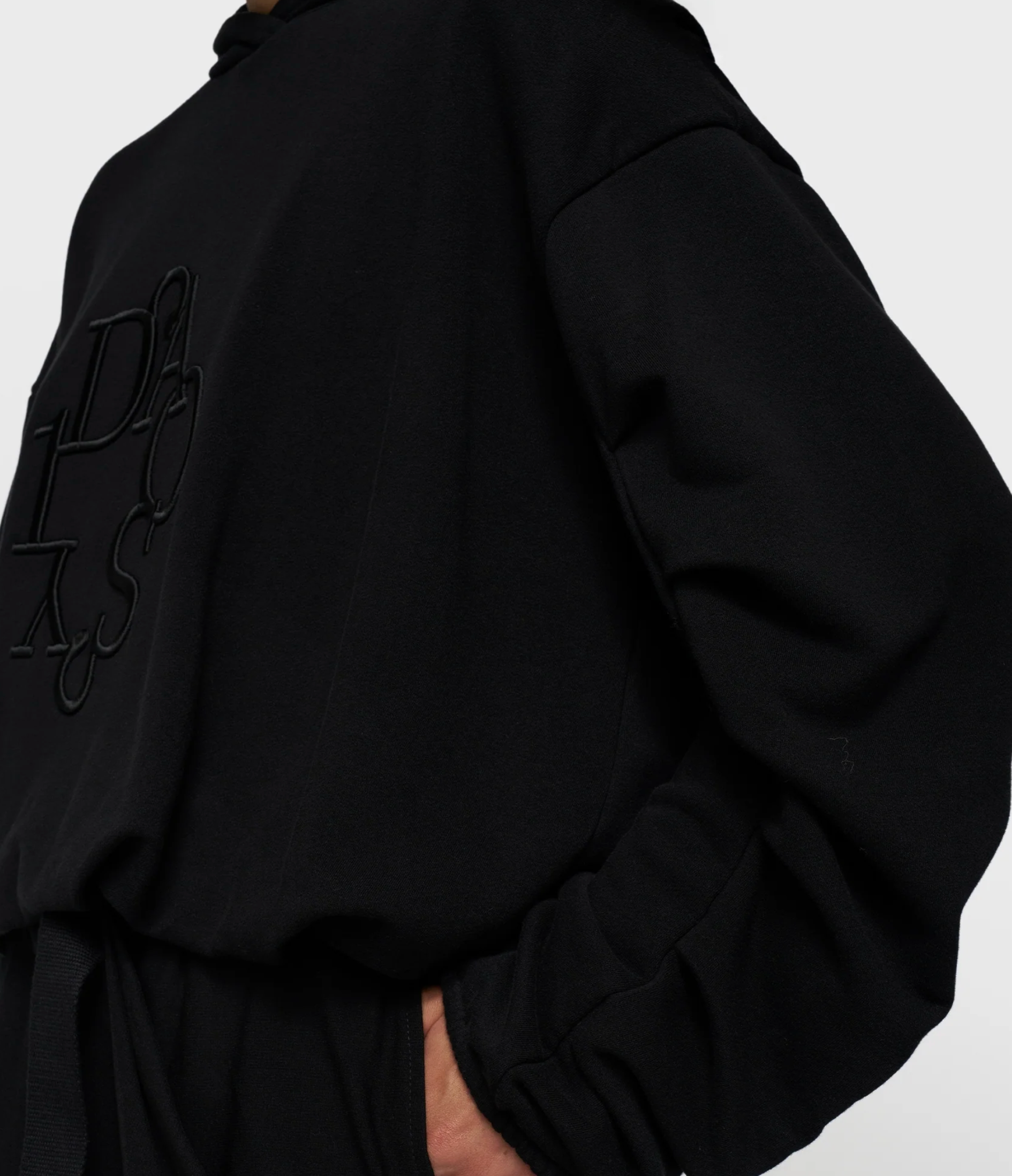 Pleated Balloon Hoodie black  - 10DAYS