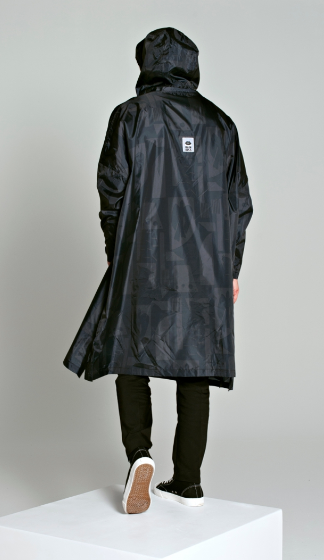 BACK TO Black - Rain Poncho - Rainkiss- Rainkiss