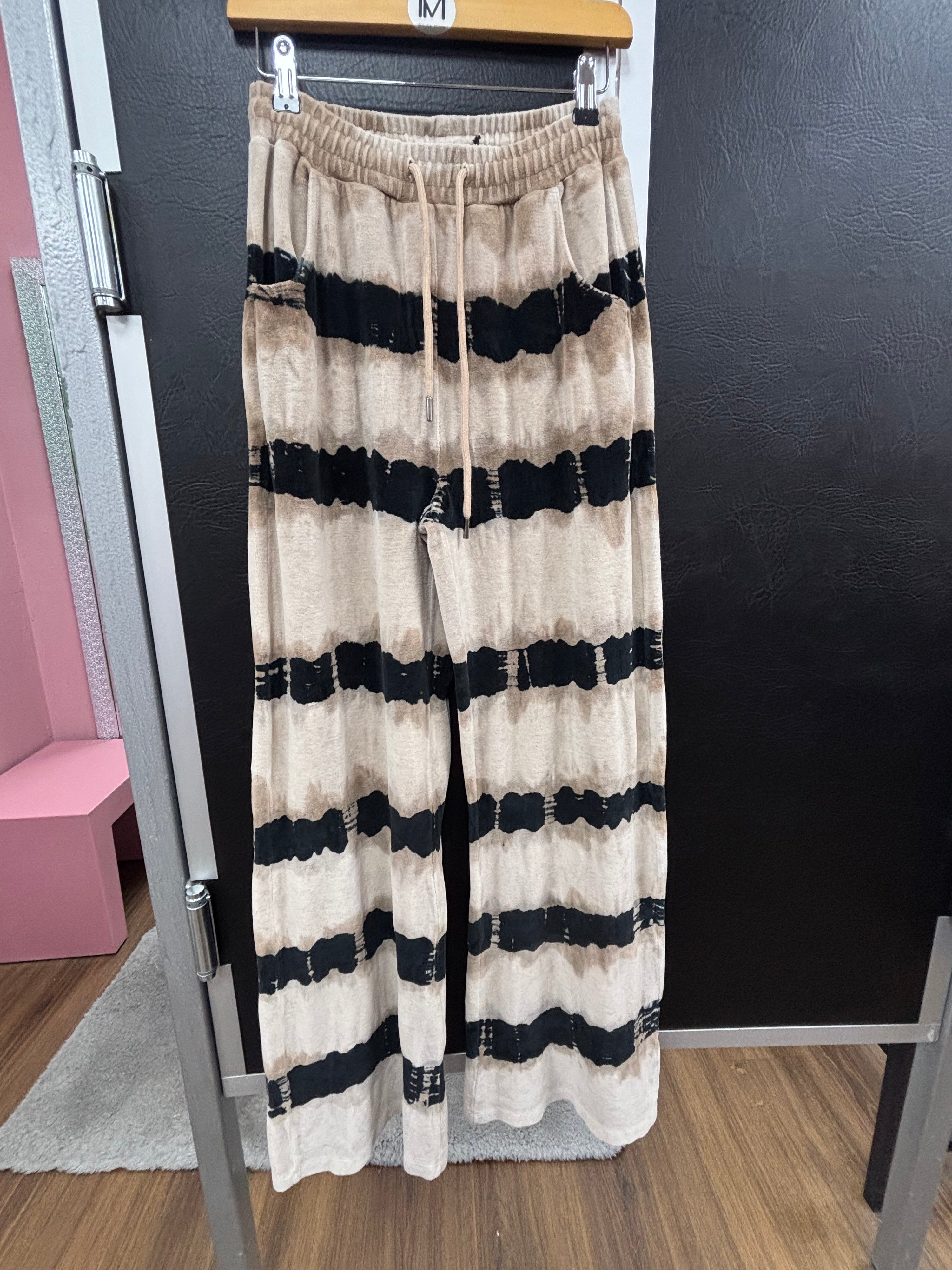 Hose Sweat  Nicki   - YIPPIE HIPPIE