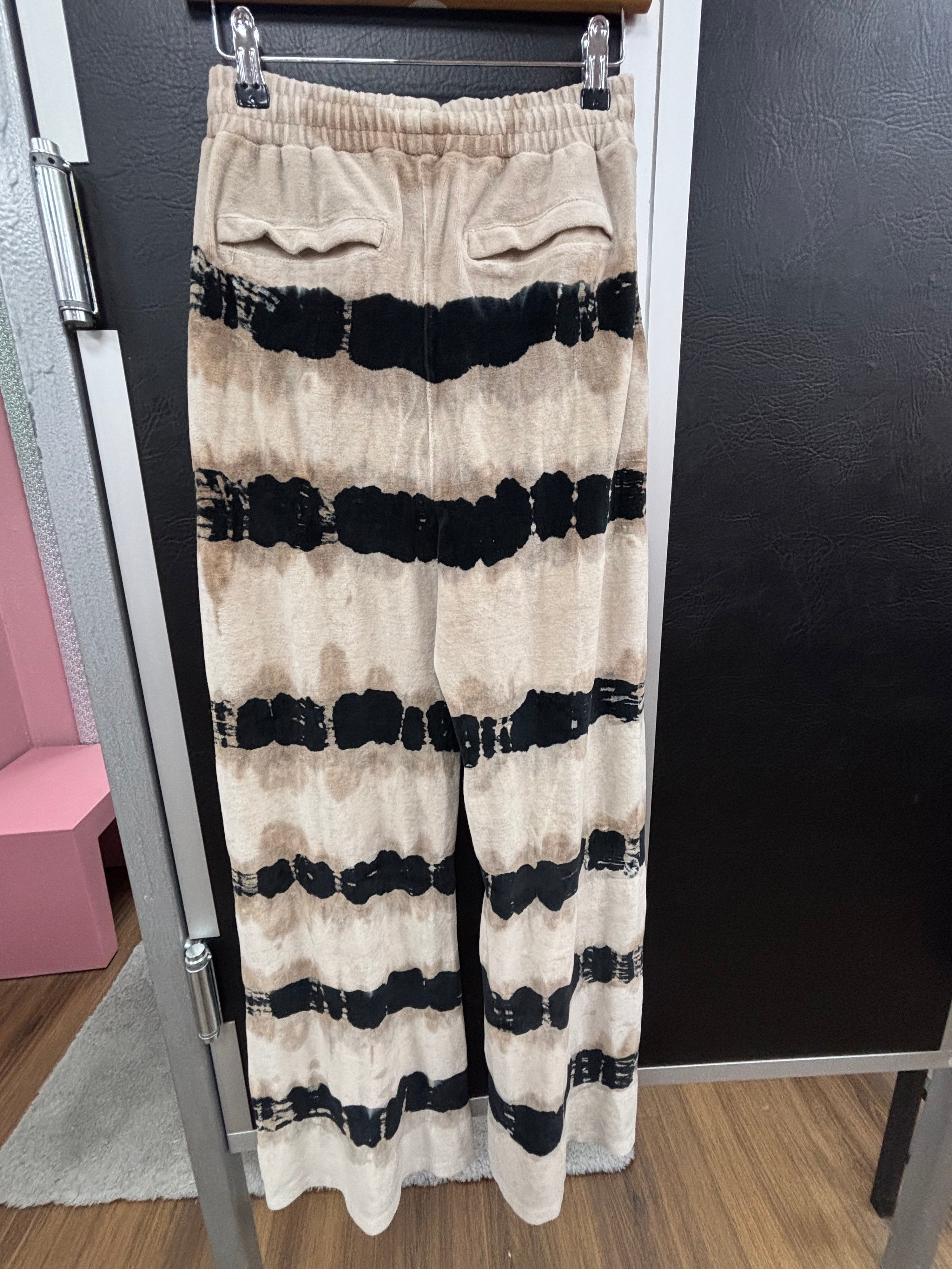 Hose Sweat  Nicki   - YIPPIE HIPPIE