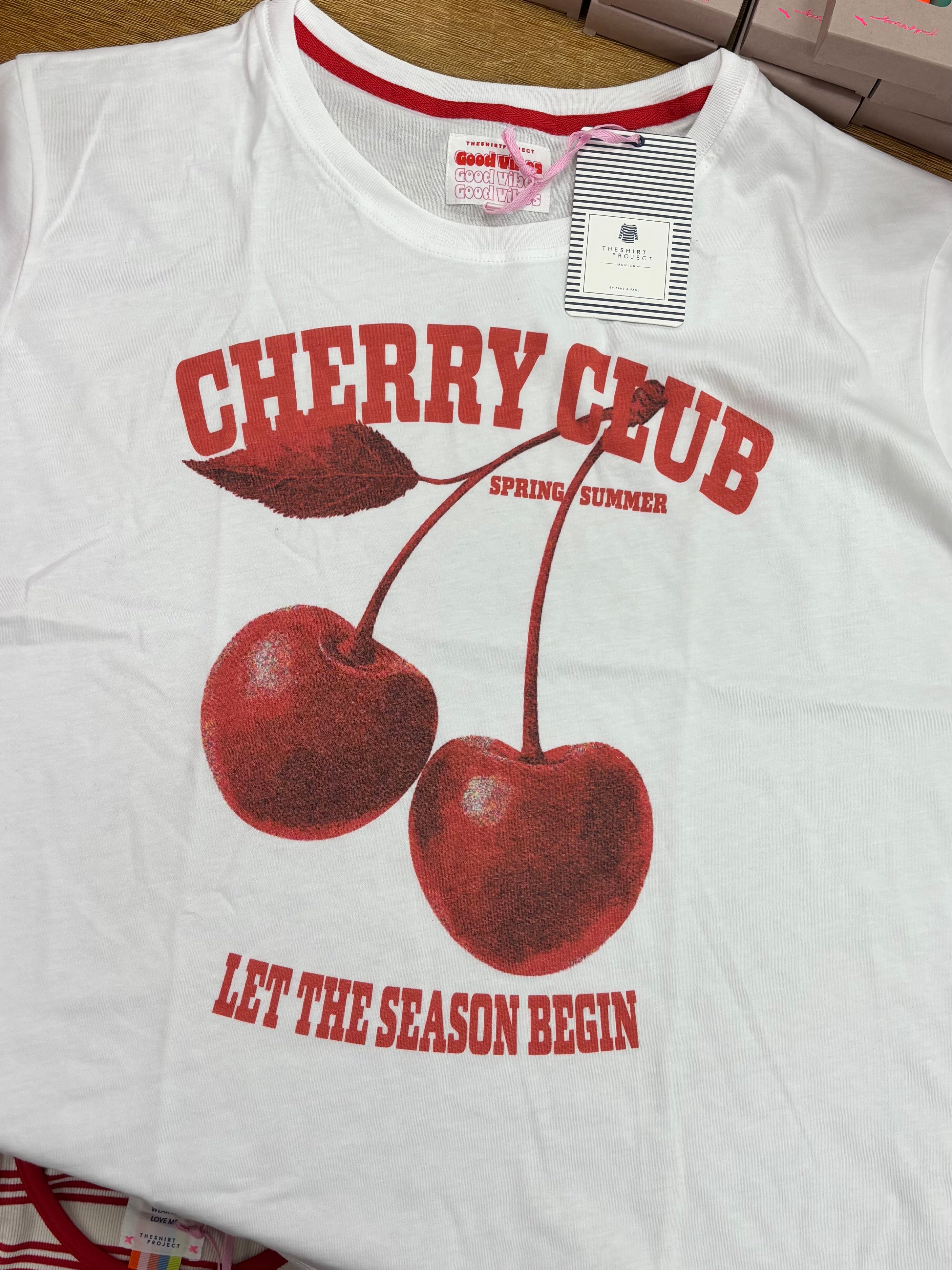 T-Shirt Cherry Club  -  The Shirt Project