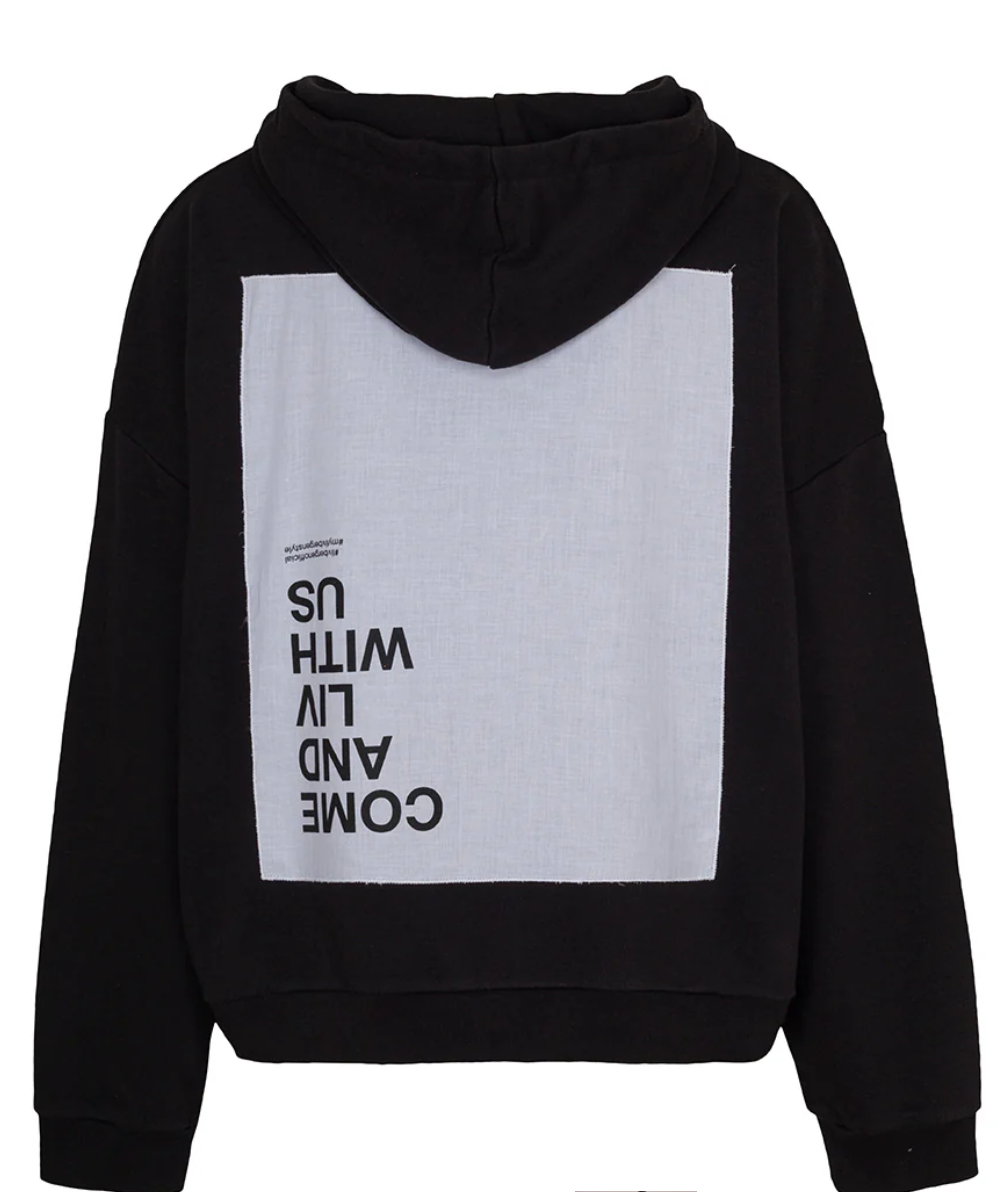 Hoodie Come in black - Liv Bergen