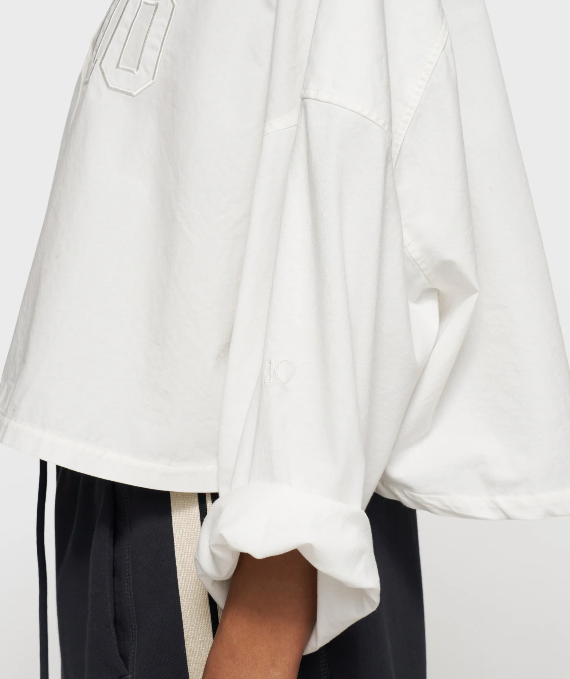 Oversized Cropped Shirt in ecru/weiß- 10 Days