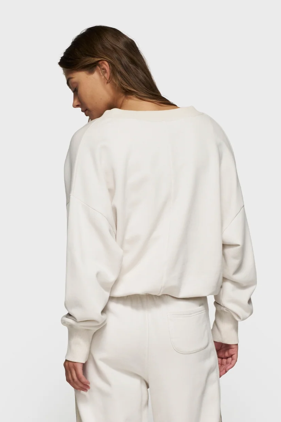 V-Neck Double Sweater ckeansing - 10 Days