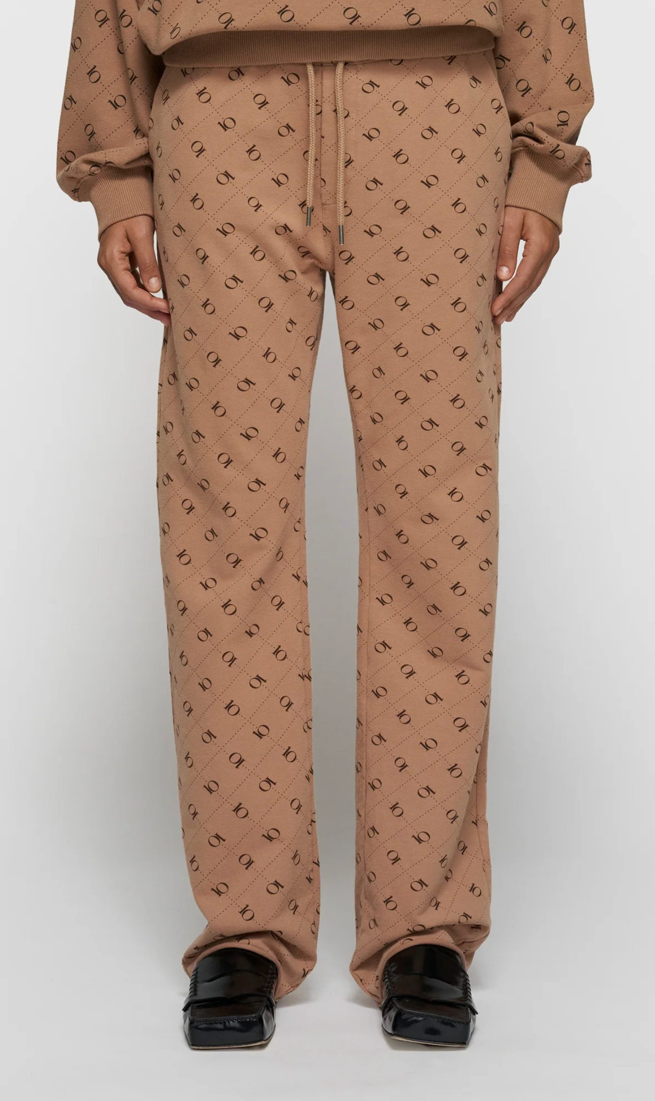 Straight Jogger monogram  - 10DAYS