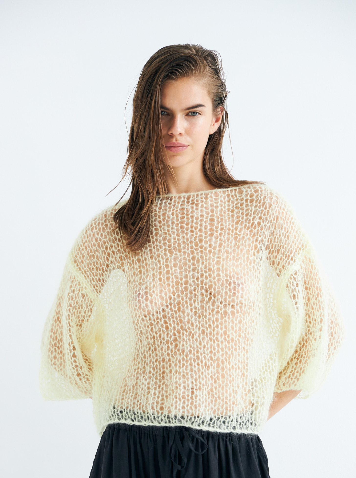 STRICK LILY Dawn x Dare