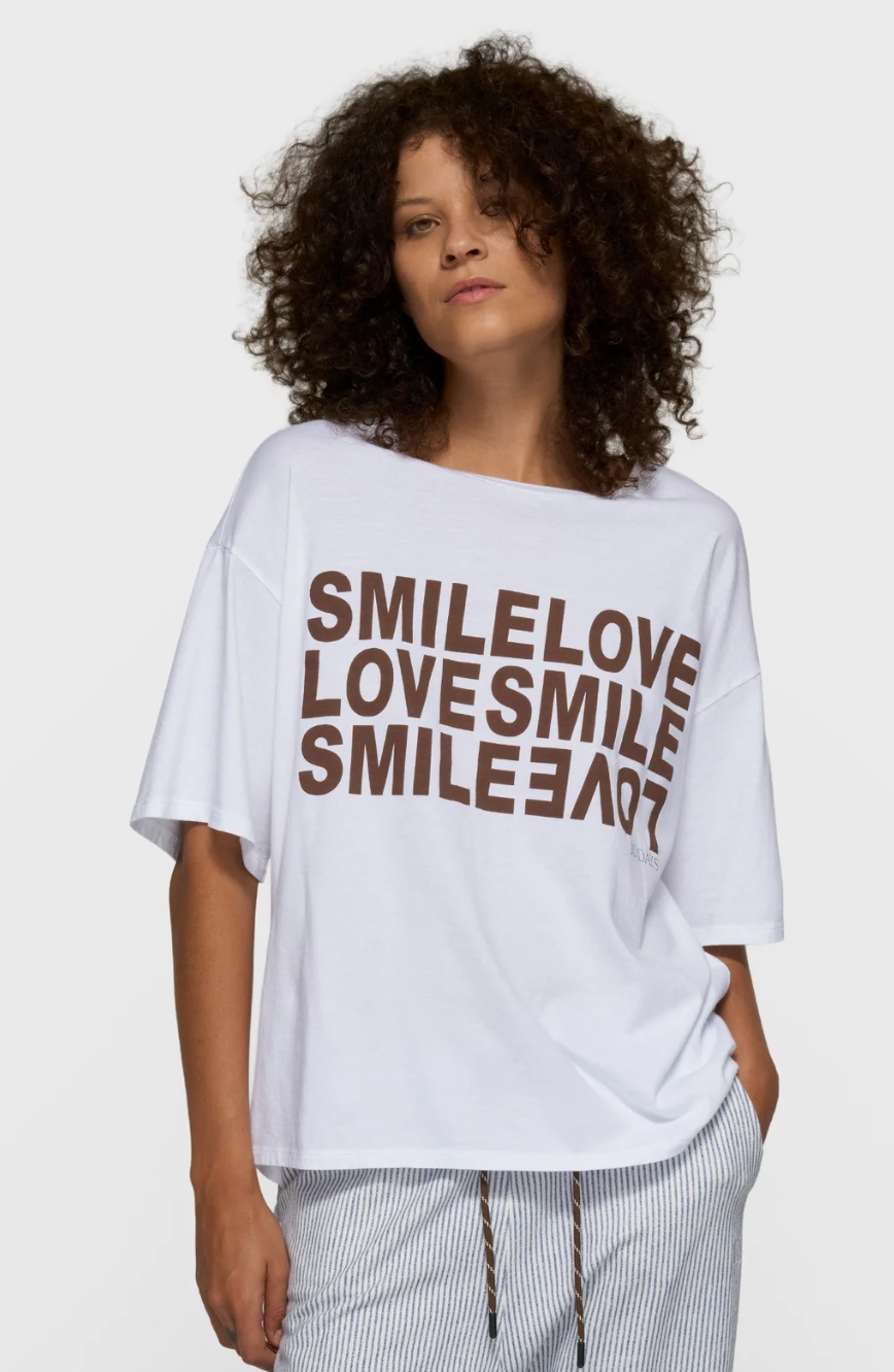 smile love tee  - 10DAYS