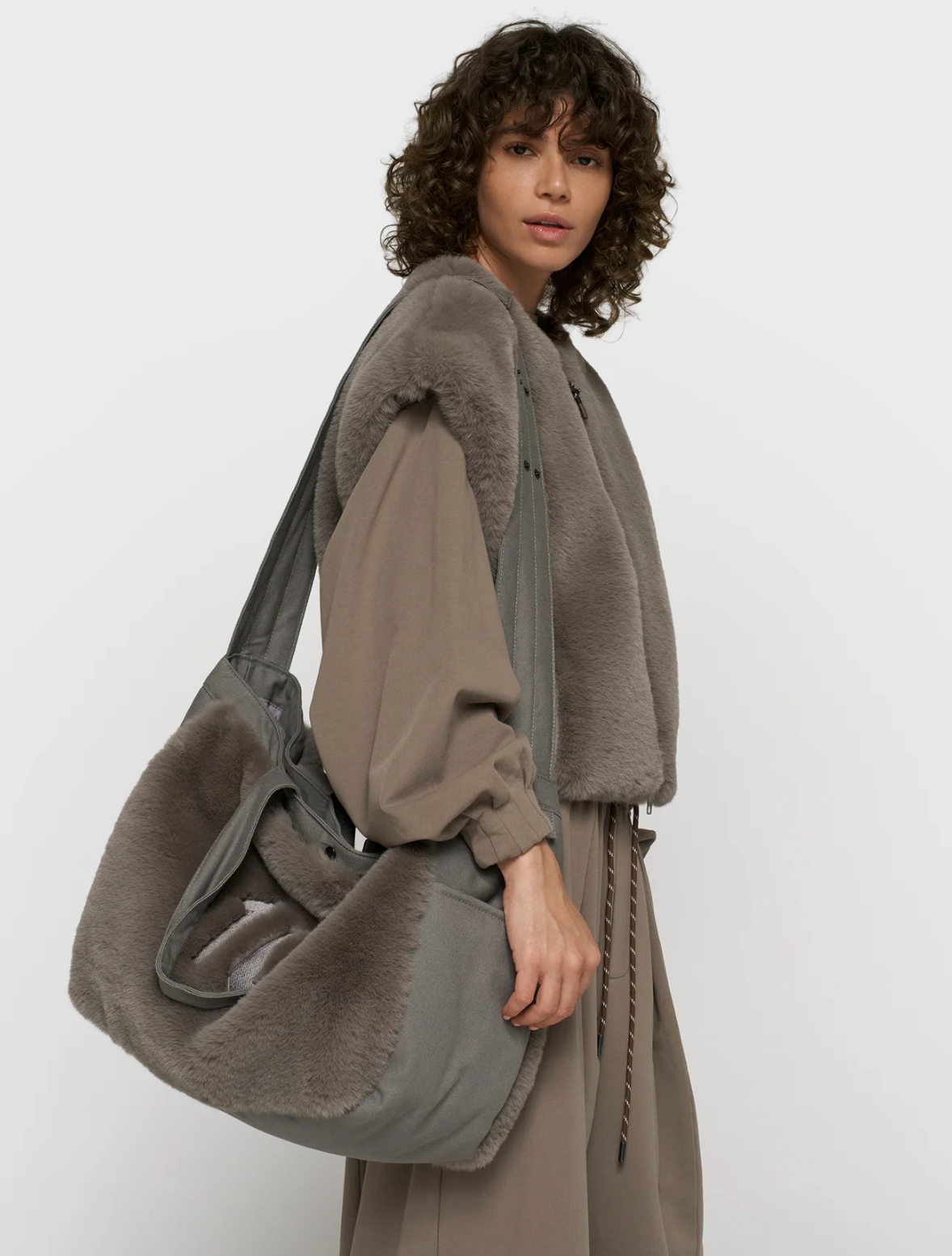 Fluffy Shopper  Portobello - 10 DAYS