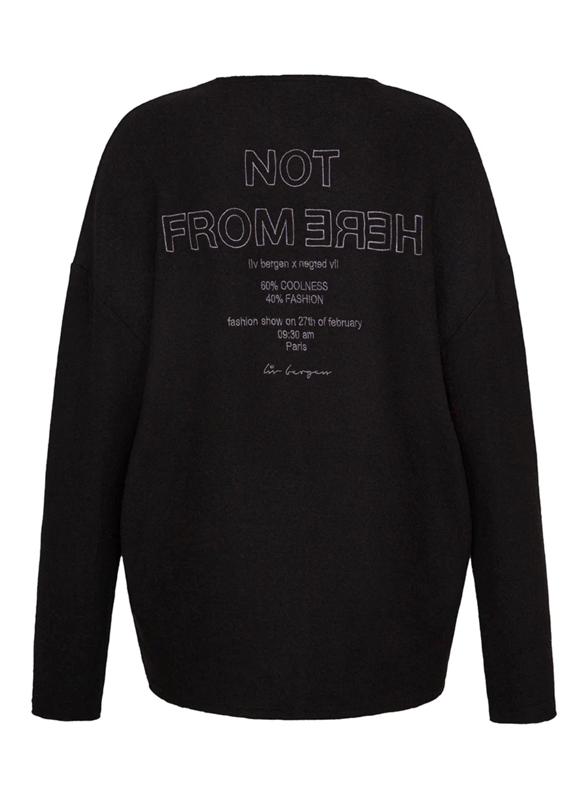 Sweater NOT in black  - Liv Bergen