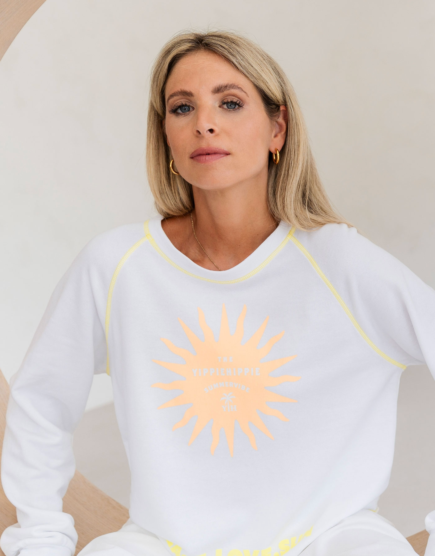 Sweatshirt Peace.Love.Sun weiß- YIPPIE HIPPIE