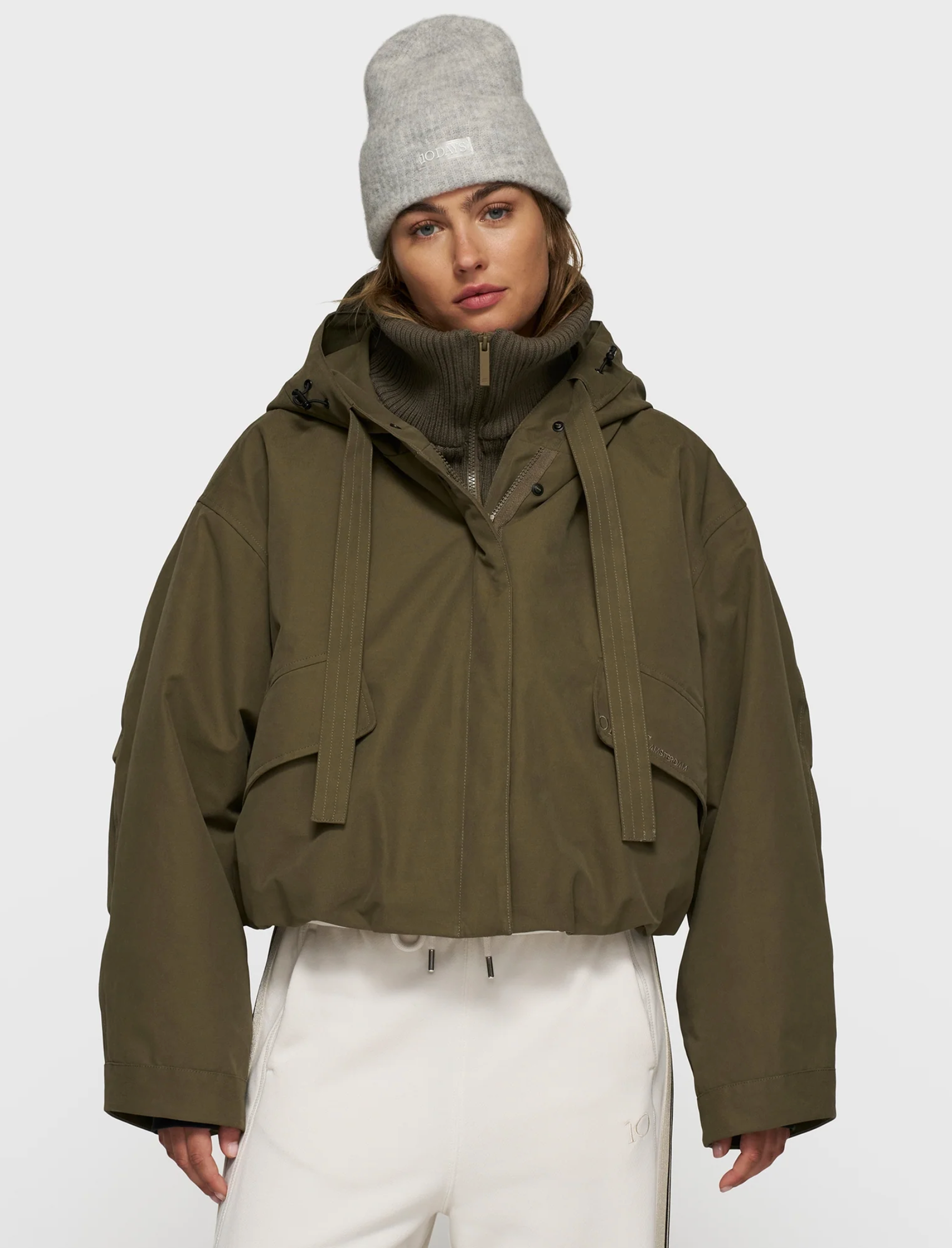 10 DAYS THE QUEEN PARKA